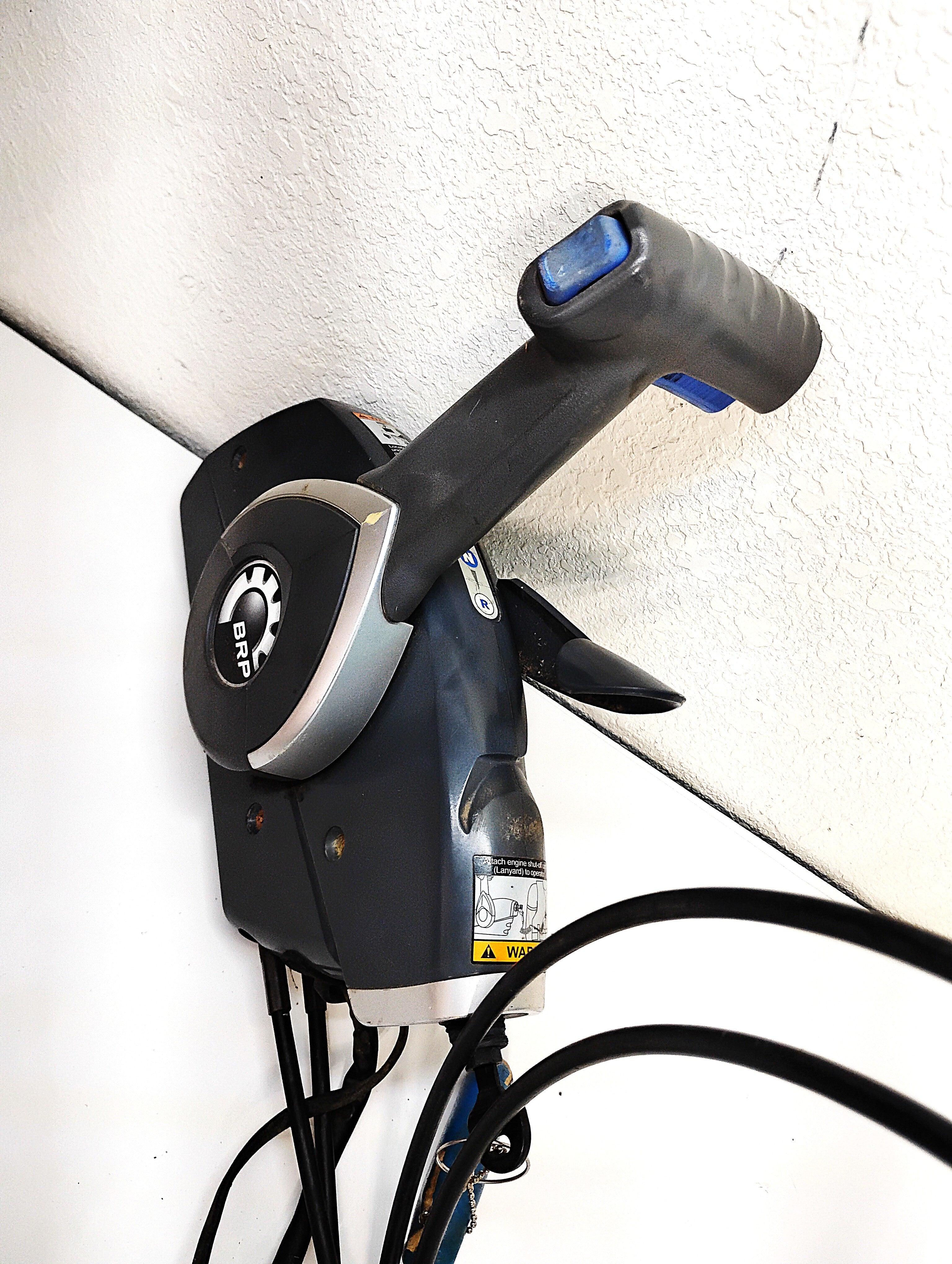 2014 Evinrude BRP ETEC 60 HP Engine Throttle Shift Control Box Unit