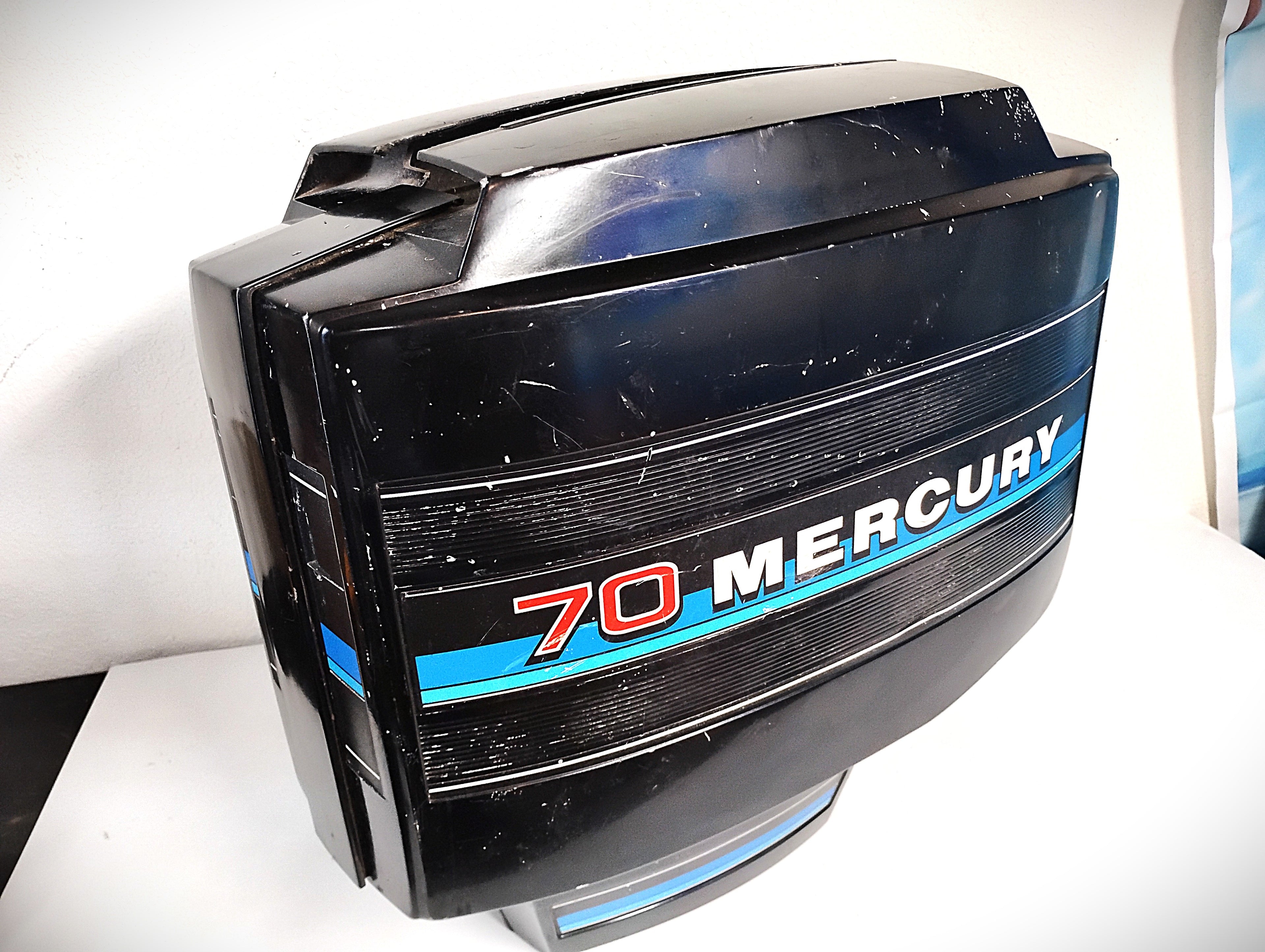 Mercury 70 HP Cowling Clamshell Hood