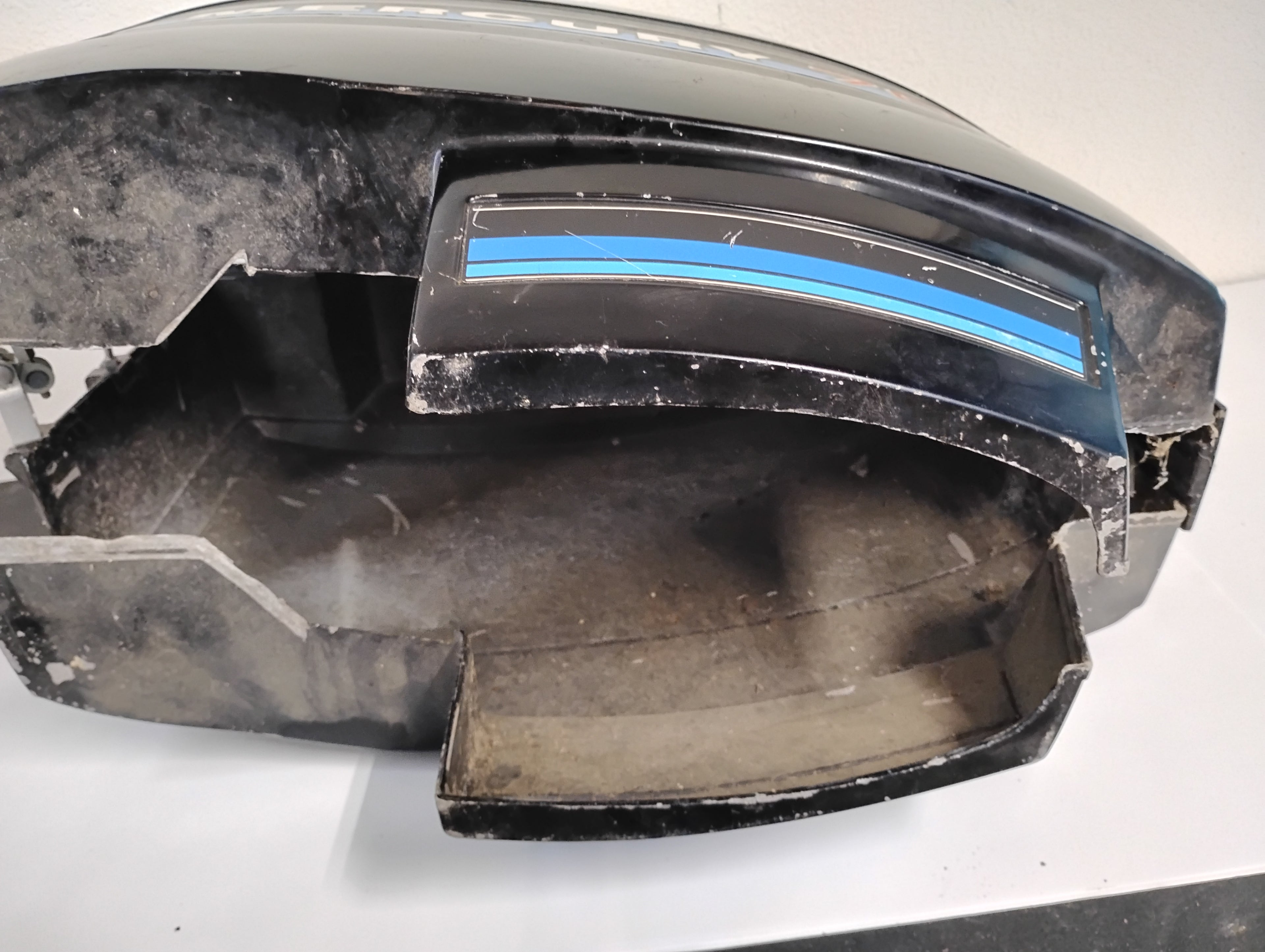 Mercury 70 HP Cowling Clamshell Hood