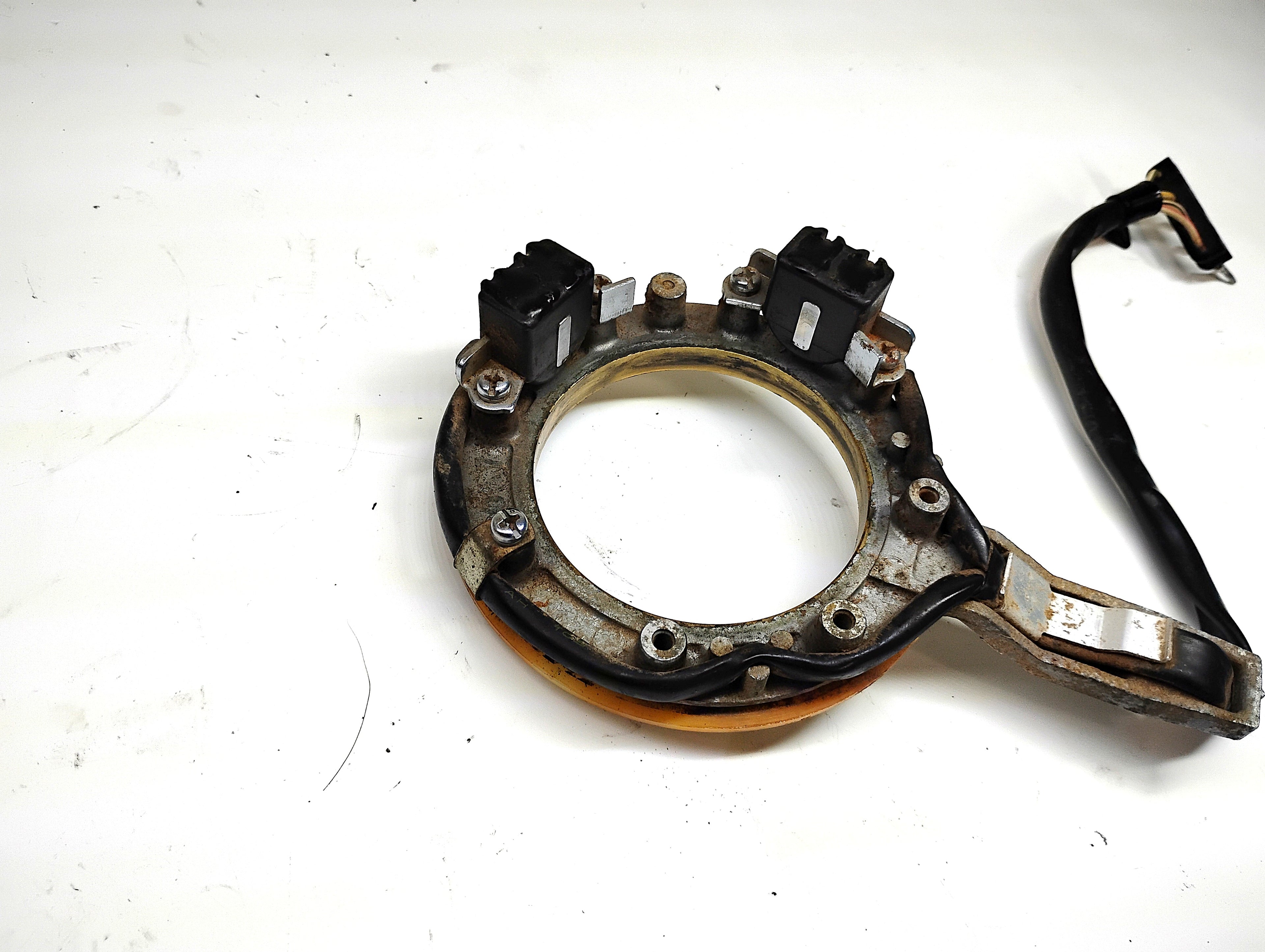 Yamaha 115 HP 2 Stroke Ignition Trigger Coil